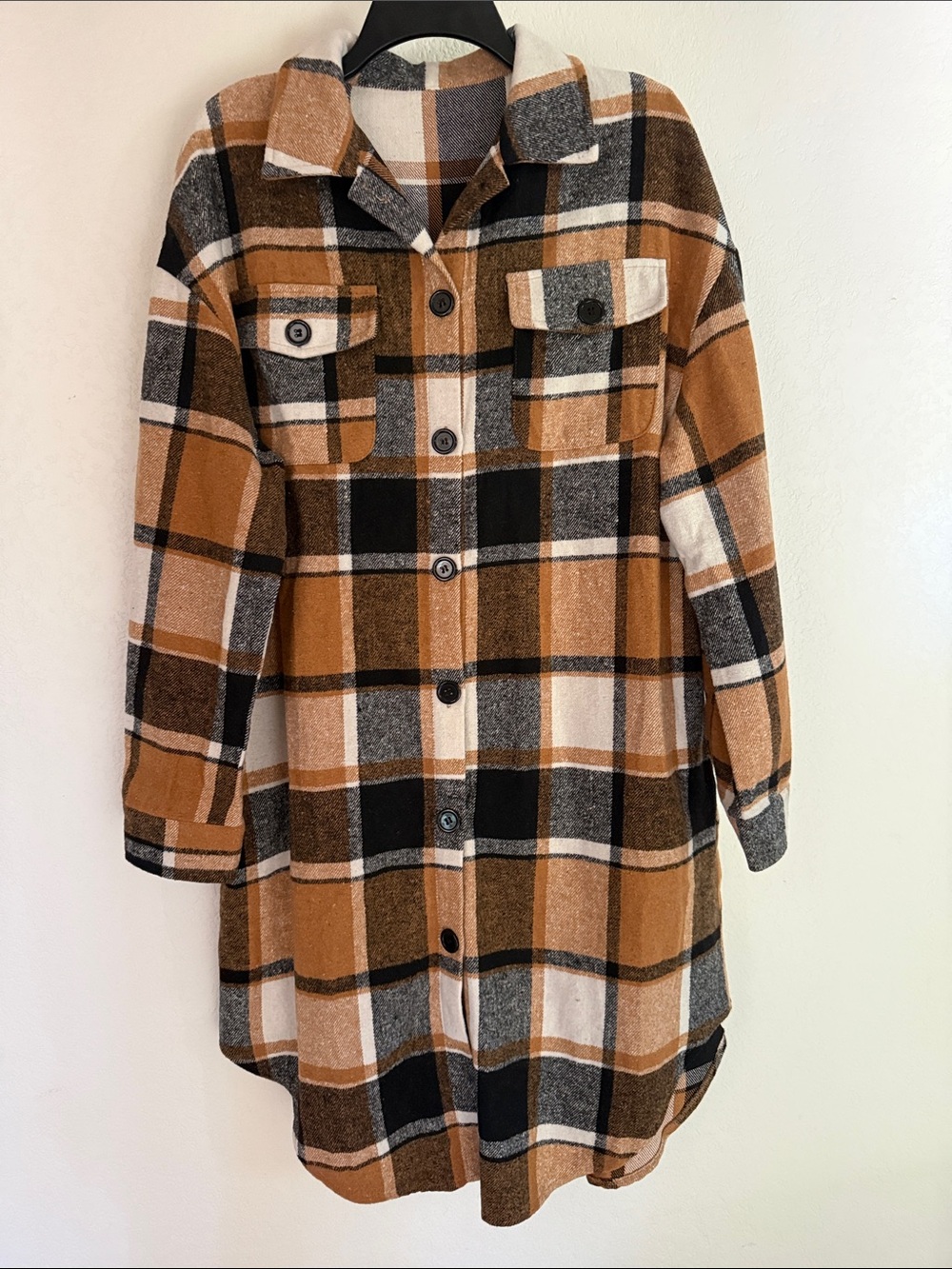 NWOT. torrid Plaid Flannel Shirt Jacket in Tan Black Gray
